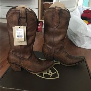 Ariat Joesfina Western Boot (brand new) Women’s